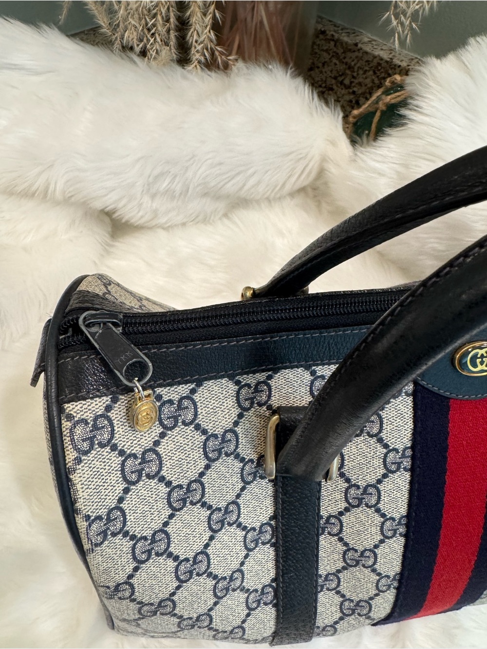 Gucci Blue and Red GG Supreme Satchel with Top Handles - Picture 3 of 15